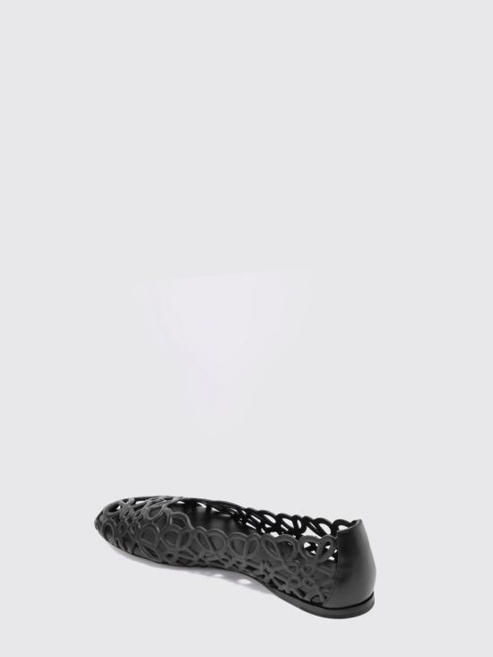 26FW 로에베 페탈 아나그램 램스킨 발레리나 LLST466X17 1100 Black - LOEWE