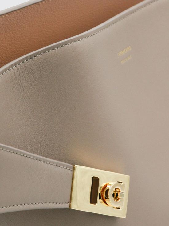 26FW 살바토레 페라가모 숄더백 219816 795203 042 Grey - SALVATORE FERRAGAMO