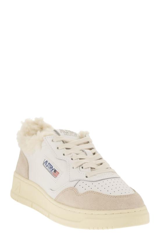 26FW 오트리 스니커즈 AUXWLS75 WHITE - AUTRY
