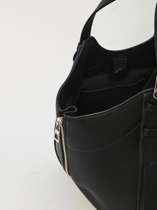 26FW 로에베 클래식 카프스킨 해먹 플립 백 A538HHBX07 BLACK - LOEWE