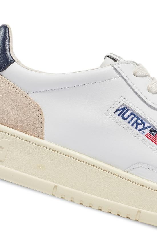 26FW 오트리 메달리스트 로우 스니커즈 AULMLS28 WHITE BLUE - AUTRY