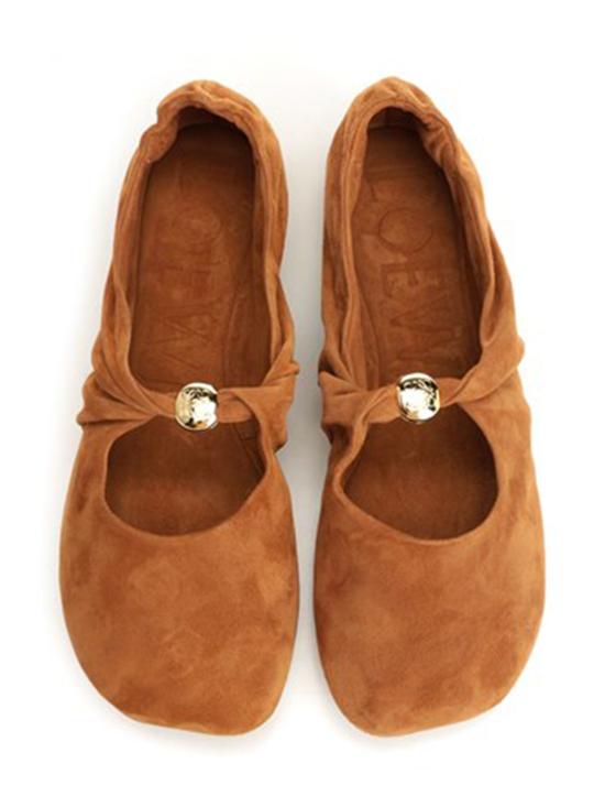 26FW 로에베 페블 소프트 발레리나 스웨이드 슈즈 LLPF466X04 2530 BROWN - LOEWE