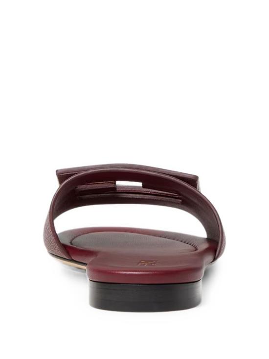 26FW 펜디 뮬/슬리퍼 8R9264 B1RFF1XIM Bordeaux - FENDI
