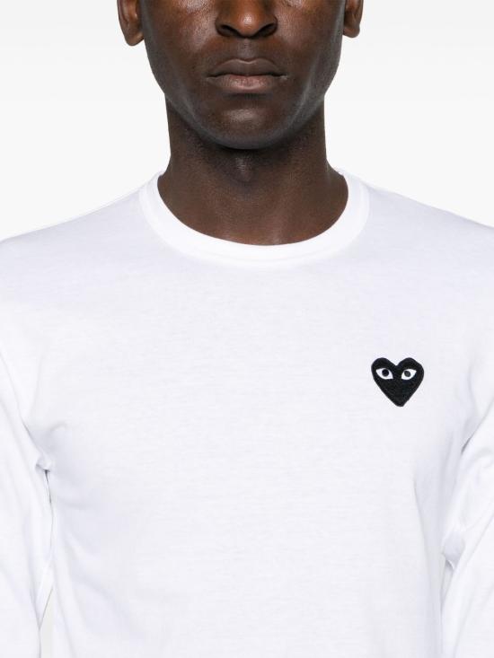 26FW 꼼데가르송 블랙하트 와펜 긴팔 티셔츠 AX T120 051 WHITE - COMME DES GARCONS