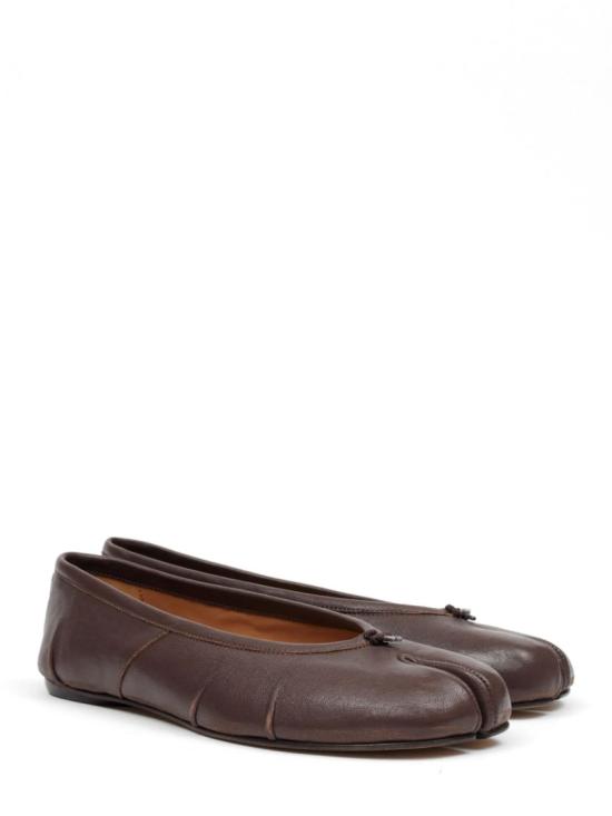 26FW 마르지엘라 타비 뉴 발레리나 S58WZ0127P3753T2358 Brown - MAISON MARGIELA