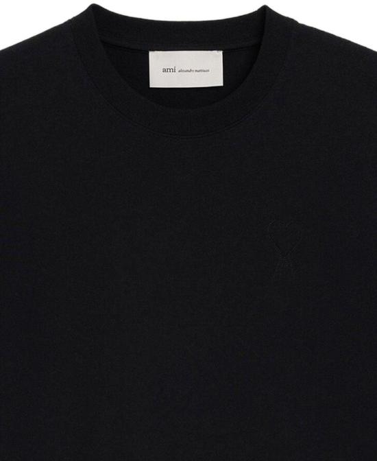 26FW 아미 화이트 코튼 드 하트 엠보스 티셔츠 UTS357726001 BLACK - AMI