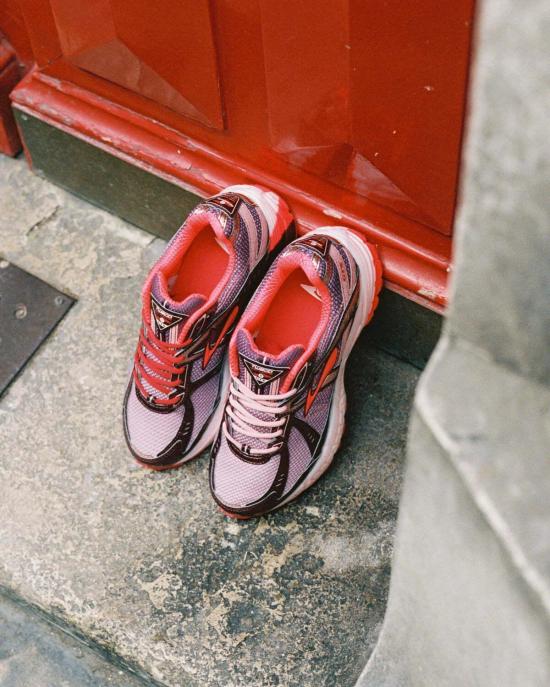  Brooks England 스니커즈 브룩스 잉글랜드 X 아퓨 아드레날린 GTS 10 트와그드 - OTHER BRANDS