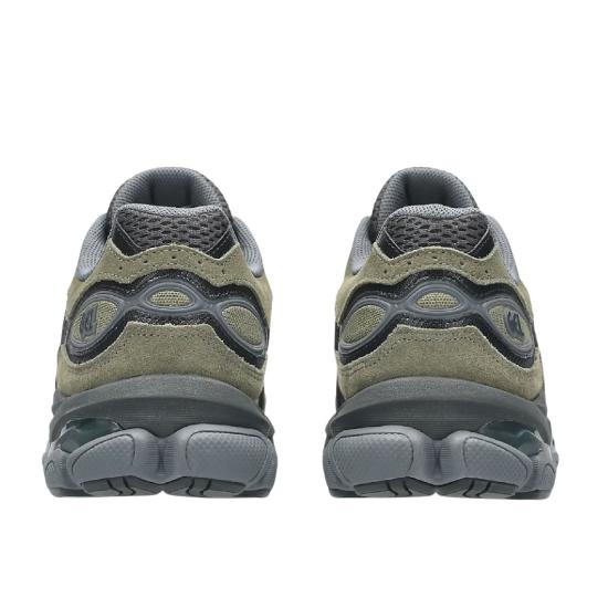 26FW 아식스 스니커즈 1203B080 021 GRAPHITE GREY LODEN GREEN - ASICS