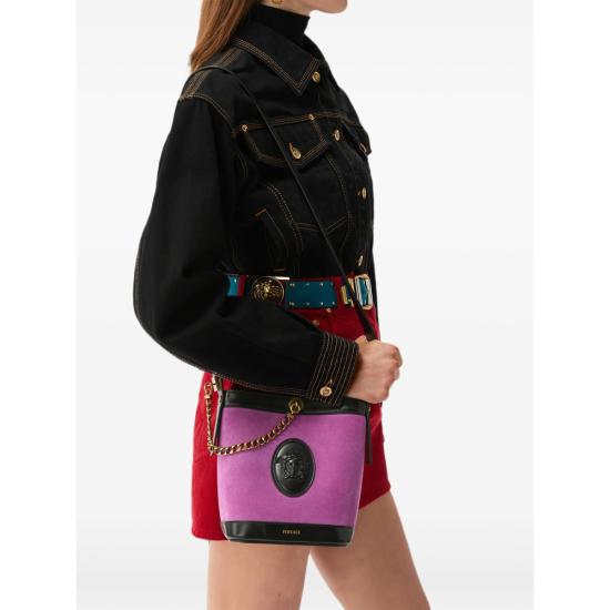 26FW 베르사체 크로스백 1A17850 1026048 2B8FJ PURPLE BLACK - VERSACE