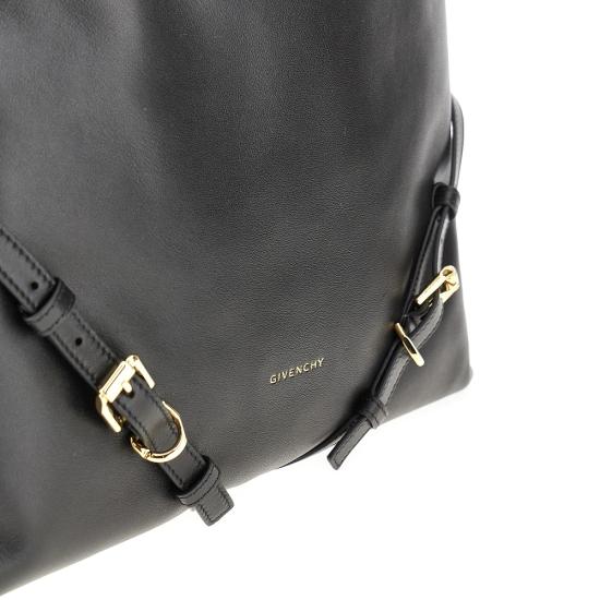 26FW 지방시 부아유 샤이니 레더 미디움 백 BB5131B2AE Black - GIVENCHY