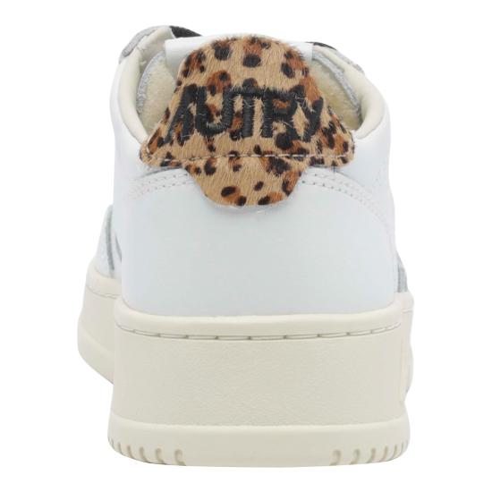 26FW 오트리 메달리스트 로우 레더 스니커즈 AULW OC02 WHITE - AUTRY
