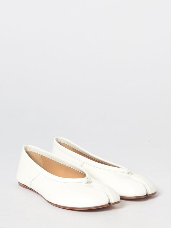 26FW 마르지엘라 플랫 슈즈 S58WZ0130P8193 T1003 White - MAISON MARGIELA