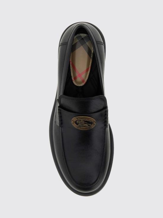 26FW 버버리 로퍼 8127954 Black - BURBERRY