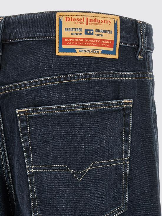 26FW 디젤 2001 D 매크로 릴렉스 핏 데님 팬츠 A1159809P81 01 Blue - DIESEL