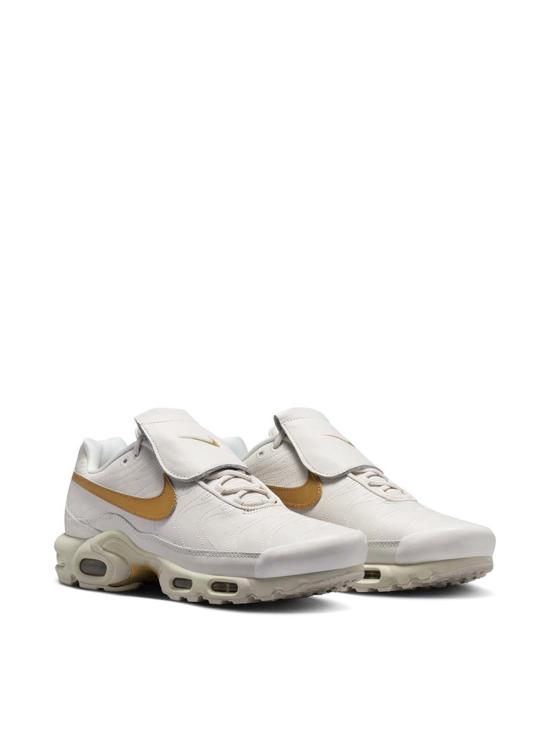 26SS 나이키 스니커즈 HV2541001 WHITE