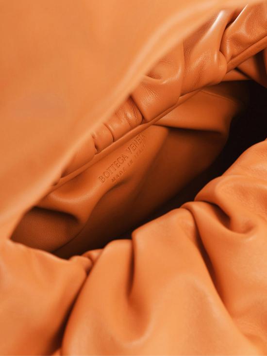 25FW 보테가베네타 레더 숄더백 610524VCP407482 ORANGE - BOTTEGA VENETA