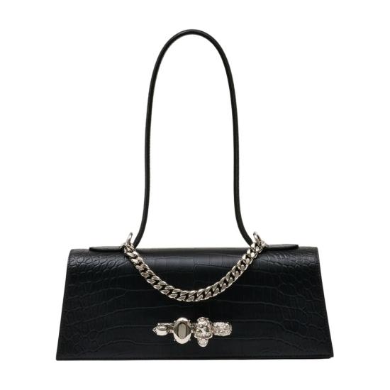 26SS 알렉산더 맥퀸 숄더백 AMQ025307 BLACK