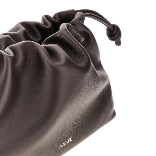 26FW 로에베 멜로우 나파 램스킨 미디움 플라멘코 퍼스 백 A411FCRX75 Brown - LOEWE