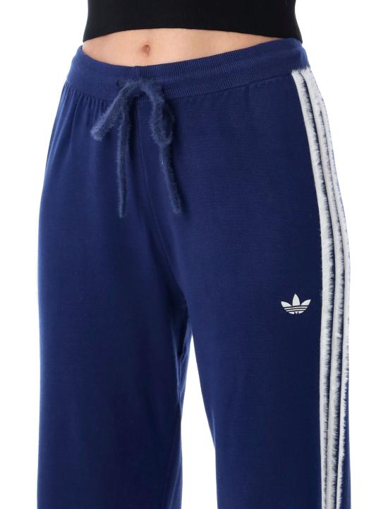 26FW 아디다스 트레이닝/조거 팬츠 KW2605 DKBLUEWHI BLUE WHITE - ADIDAS