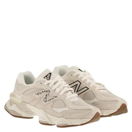 26FW 뉴발란스 9060 스니커즈 U9060 LIGHT BEIGE - NEW BALANCE