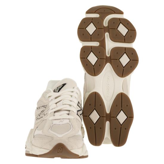 26FW 뉴발란스 9060 스니커즈 U9060 LIGHT BEIGE - NEW BALANCE