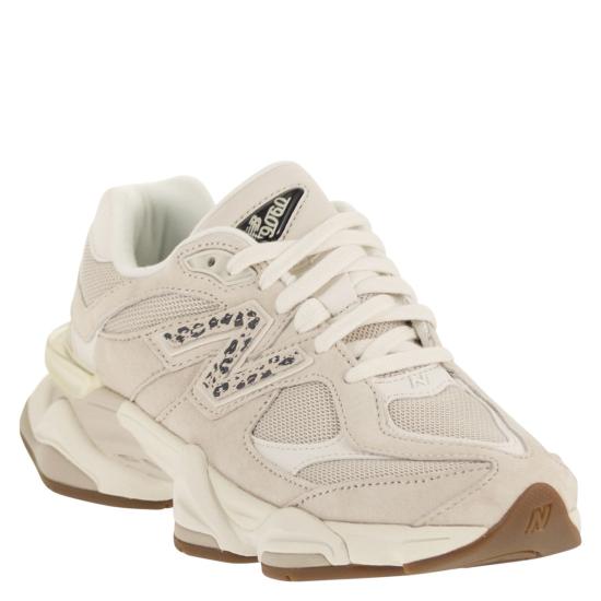 26FW 뉴발란스 9060 스니커즈 U9060 LIGHT BEIGE - NEW BALANCE