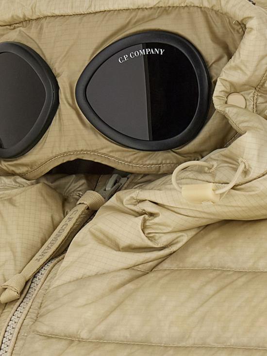 26FW 씨피 컴퍼니 숏패딩 21CMOW126A110416A 120 Beige - C.P. COMPANY