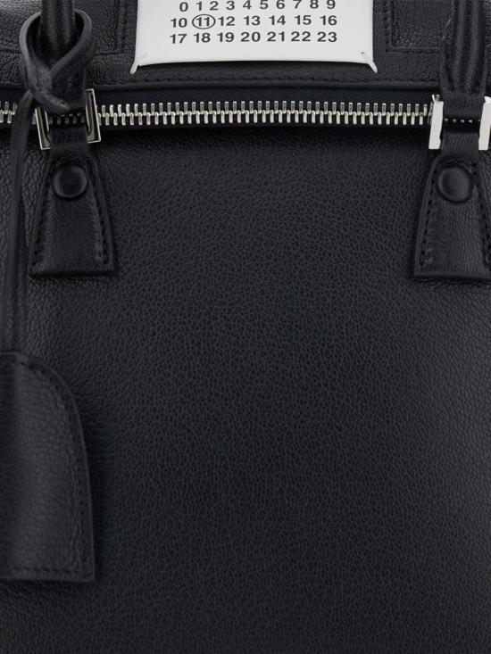 26FW 마르지엘라 5AC 클래식 미니 SB1WG0037P5348T8 013 Black - MAISON MARGIELA