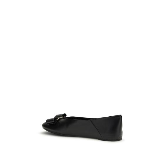26FW 살바토레 페라가모 플랫 슈즈 FE782883001BB BLACK - SALVATORE FERRAGAMO