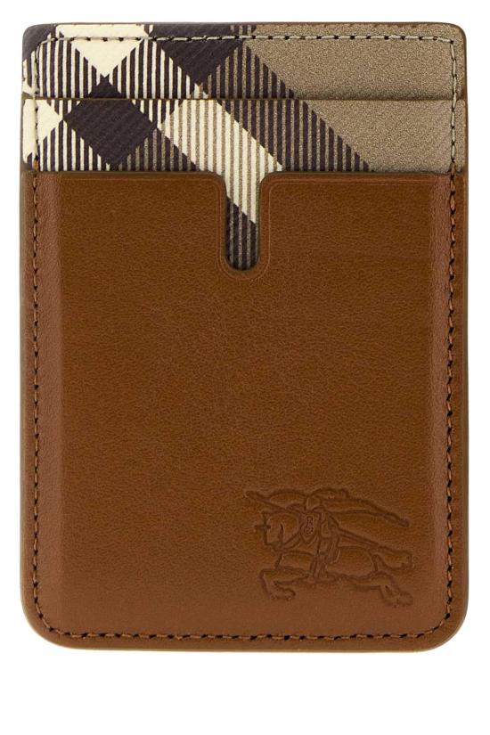 26FW 버버리 남성지갑 8127570 B8630 BROWN