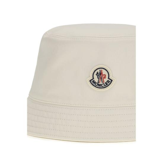 26SS 몽클레어 버킷햇 MOL10933B0002254A1KP02BB WHITE - MONCLER