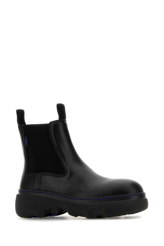 25FW 버버리 레더 첼시 부츠 8092588 A1189 BLACK - BURBERRY