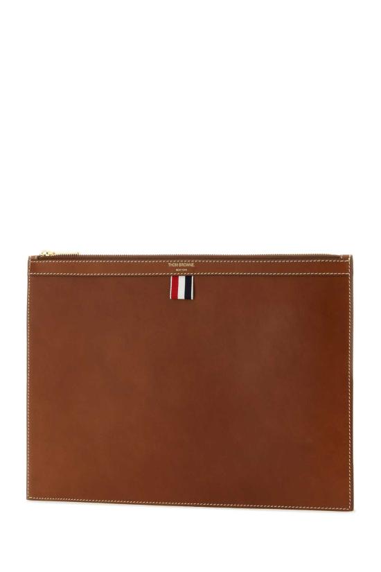  톰브라운 바체타 레더 미디움 도큐먼트 홀더 MAC021LL0044 255 BROWN - THOM BROWNE