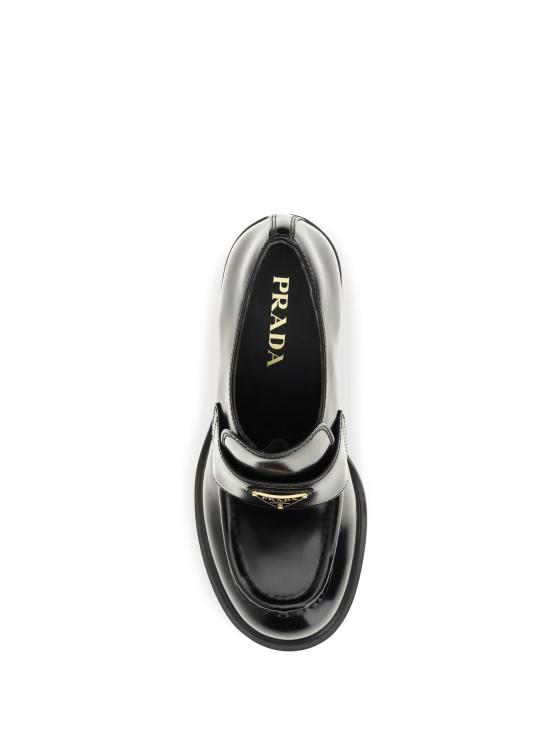 26FW 프라다 로고 플라크 가죽 펌프스 1D563OF085055 F0002 NERO - PRADA