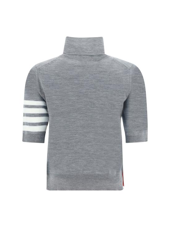 26FW 톰브라운 파인 메리노 4바 릴렉스드 숏슬리브 터틀넥 니트 FKA434AY1014 055 GRAY - THOM BROWNE