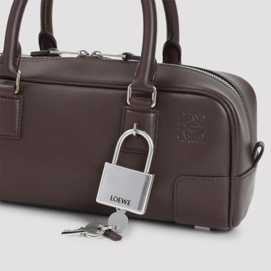 26FW 로에베 아마조나 23 크롭 백 샤이니 카프스킨 A039N23X07 18 DARK BROWNIE - LOEWE