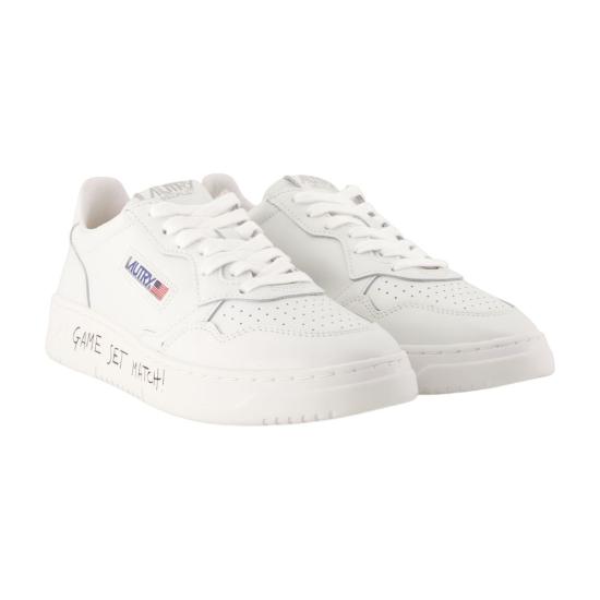 26FW 오트리 메달리스트 로우 스니커즈 AULM ML08 WHITE - AUTRY