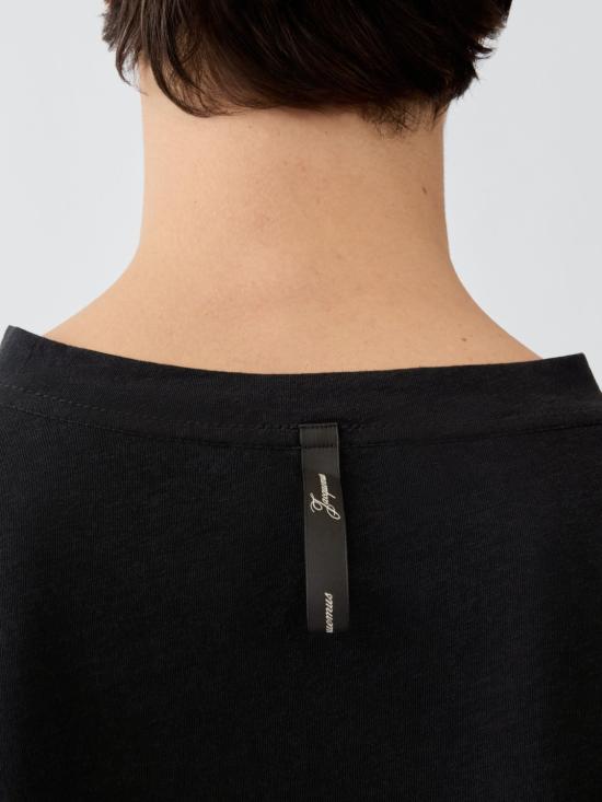 26FW 자크뮈스 반팔 티셔츠 26HTSU00351AJ00 990 BLACK - JACQUEMUS