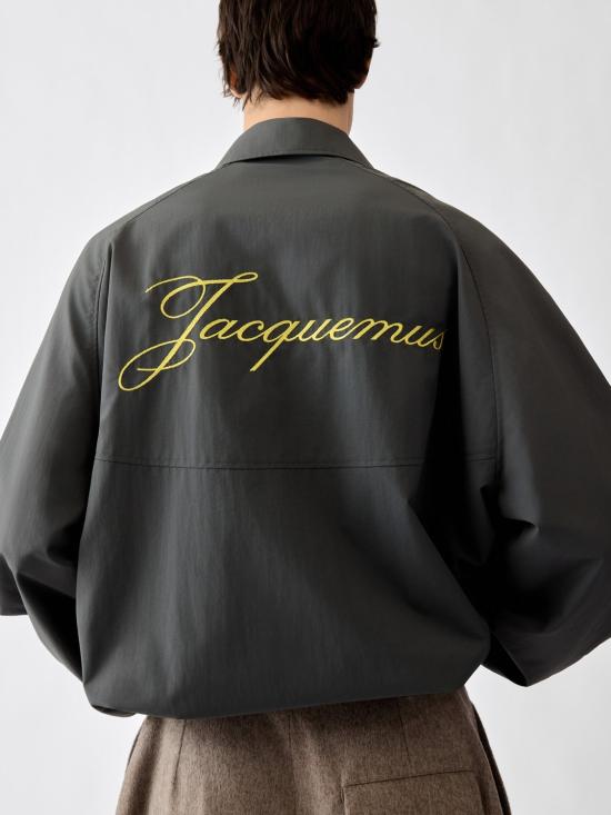26FW 자크뮈스 자켓 26EOUM00139AW00 970 DARKGREY - JACQUEMUS