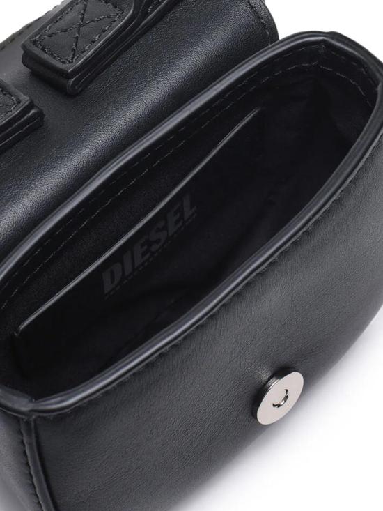 26FW 디젤 1DR 미니백 플라크 X08709PR818T8013 BLACK - DIESEL