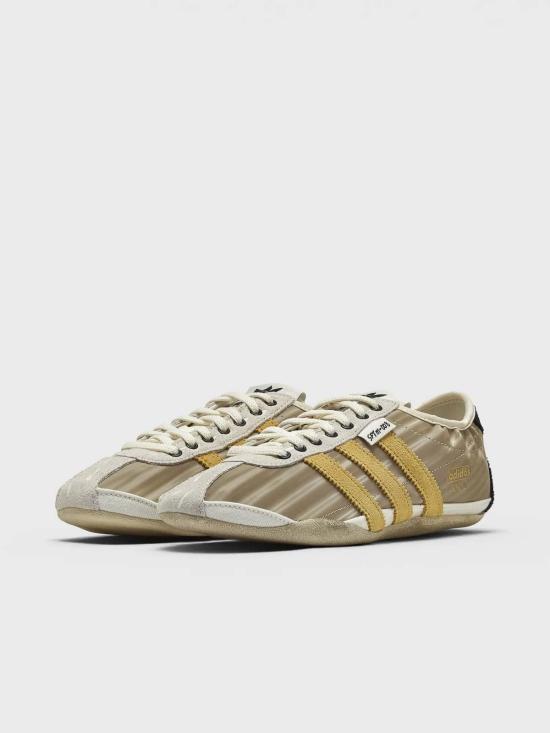 26SS 아디다스 스니커즈 KJ4401 White - ADIDAS