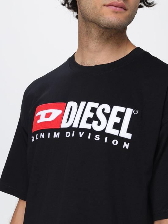 26FW 디젤 T-박스트-Div 로고 패치 티셔츠 A149430GRAI 9XX Black - DIESEL