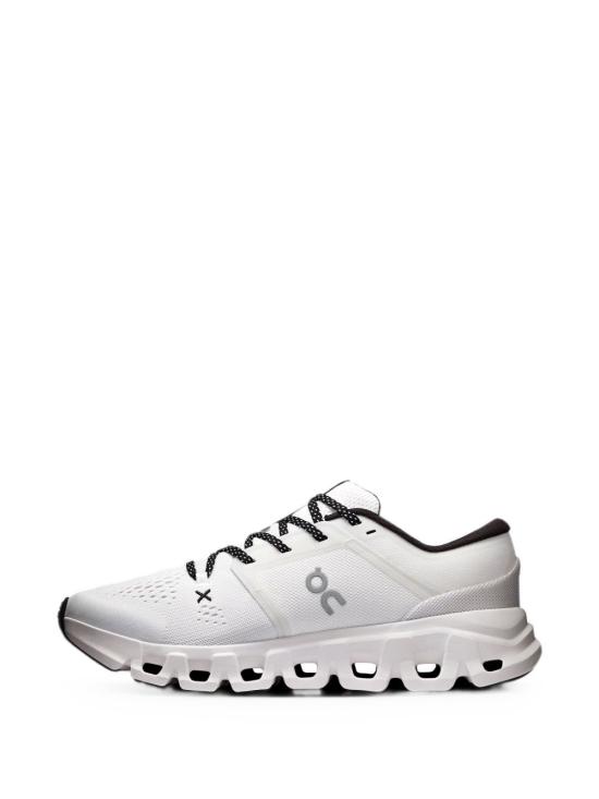 26FW 온 러닝 스니커즈 3WG30060462 WHITE BLACK