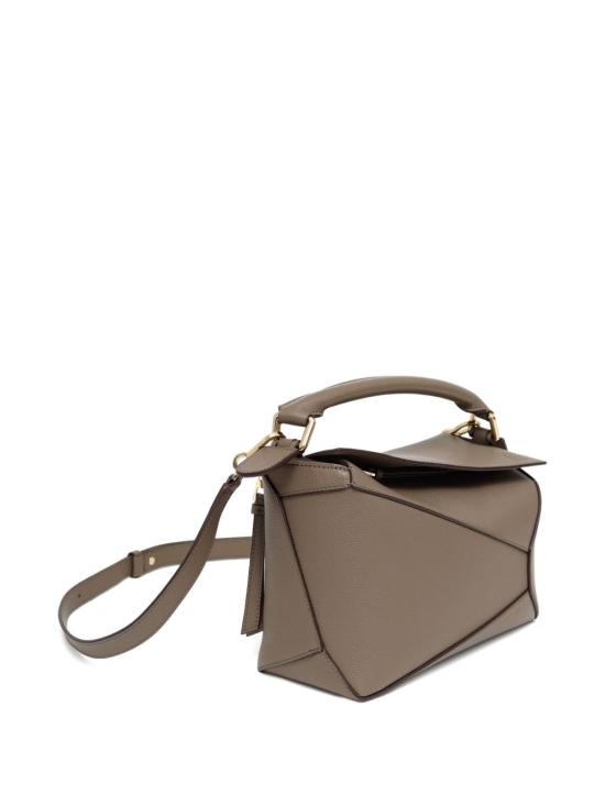 26FW 로에베 소프트 그레인 카프스킨 스몰 퍼즐 엣지 백 A510P60XAW 3170 GREY - LOEWE