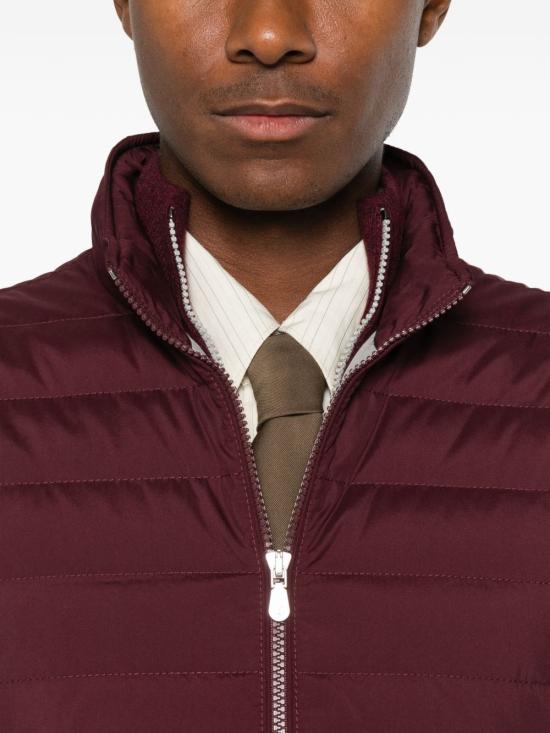 26FW 브루넬로 쿠치넬리 라이트웨이트 테크노 패브릭 다운 베스트 MV4081797 CWB13 BORDEAUX - BRUNELLO CUCINELLI
