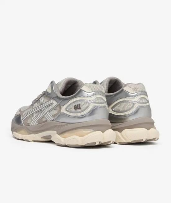 26FW 아식스 힐/펌프스 1203B225 20 MTRPGREEN - ASICS