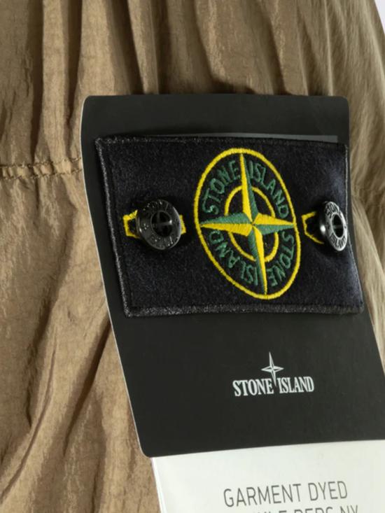 26FW 스톤 아일랜드 윈드 레지스턴트 & 안티드롭 다운 재킷 L2S154100109S0A23 V005G GREEN - STONE ISLAND