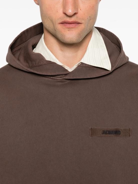 26FW 자크뮈스 그로그랭 후드 티셔츠 HOM00247AJ00126 850 BROWN - JACQUEMUS