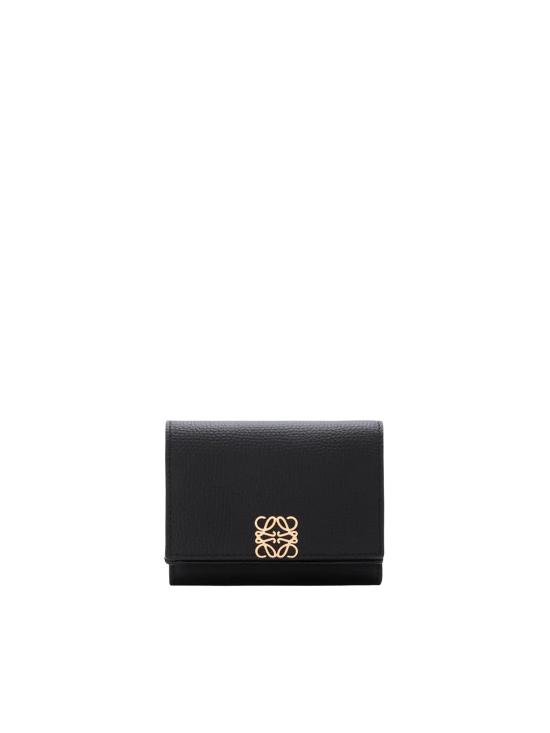 26FW 로에베 애너그램 트라이폴드 그레인 카프스킨 지갑 C821TR2X16 1206 BLACK GOLD