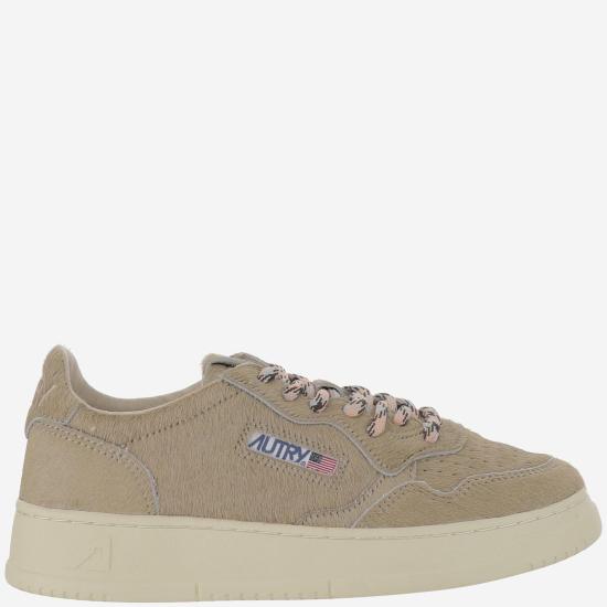 25FW 오트리 메달리스트 로우 레더 스니커즈 AULWPE01 BEIGE - AUTRY